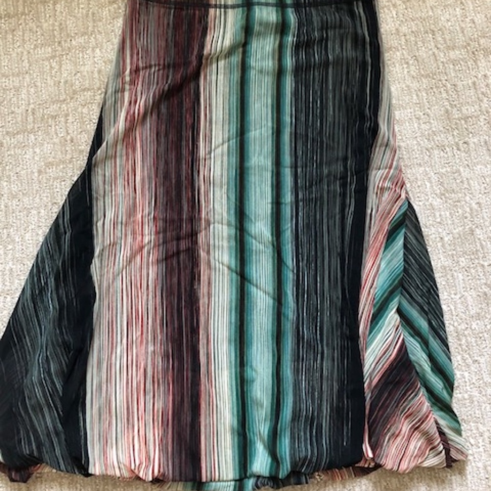 Brand NWT Petit Pois skirt